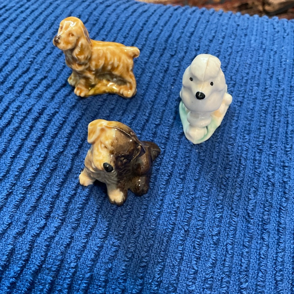 Adorable Ceramic Dog Figurine Trio - Brown, White, Tan